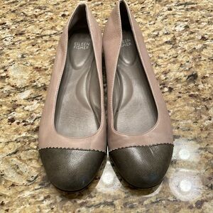 Eileen Fisher sz 9 seal grey flats with cap toe and 1/2 wedge